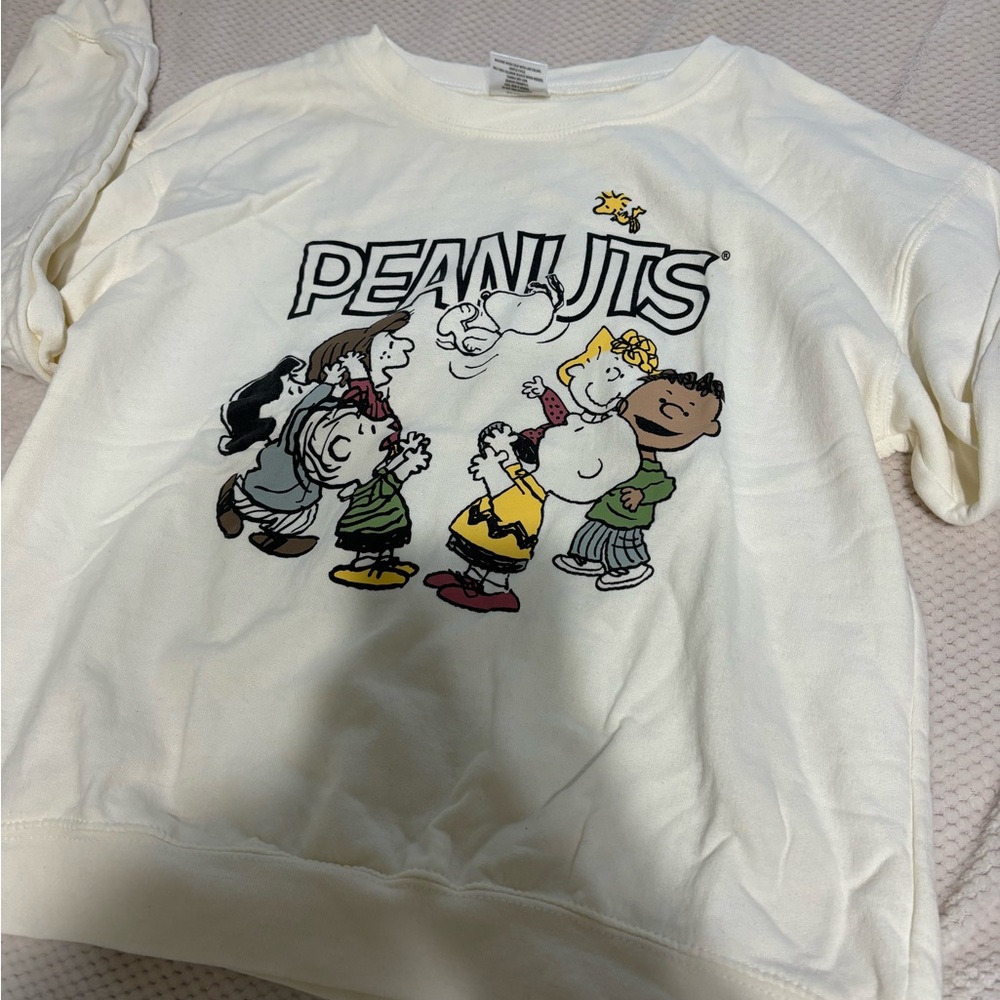 Cream Peanuts crewneck sweatshirt